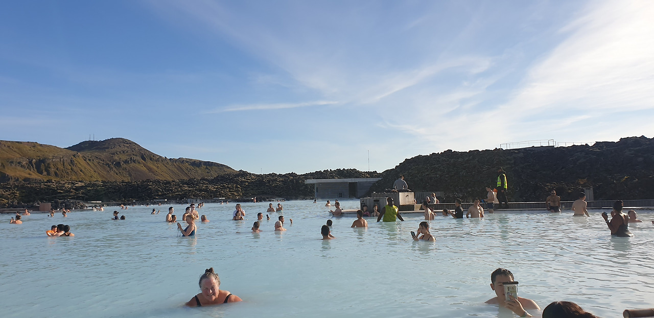 블루라군 온천.jpg