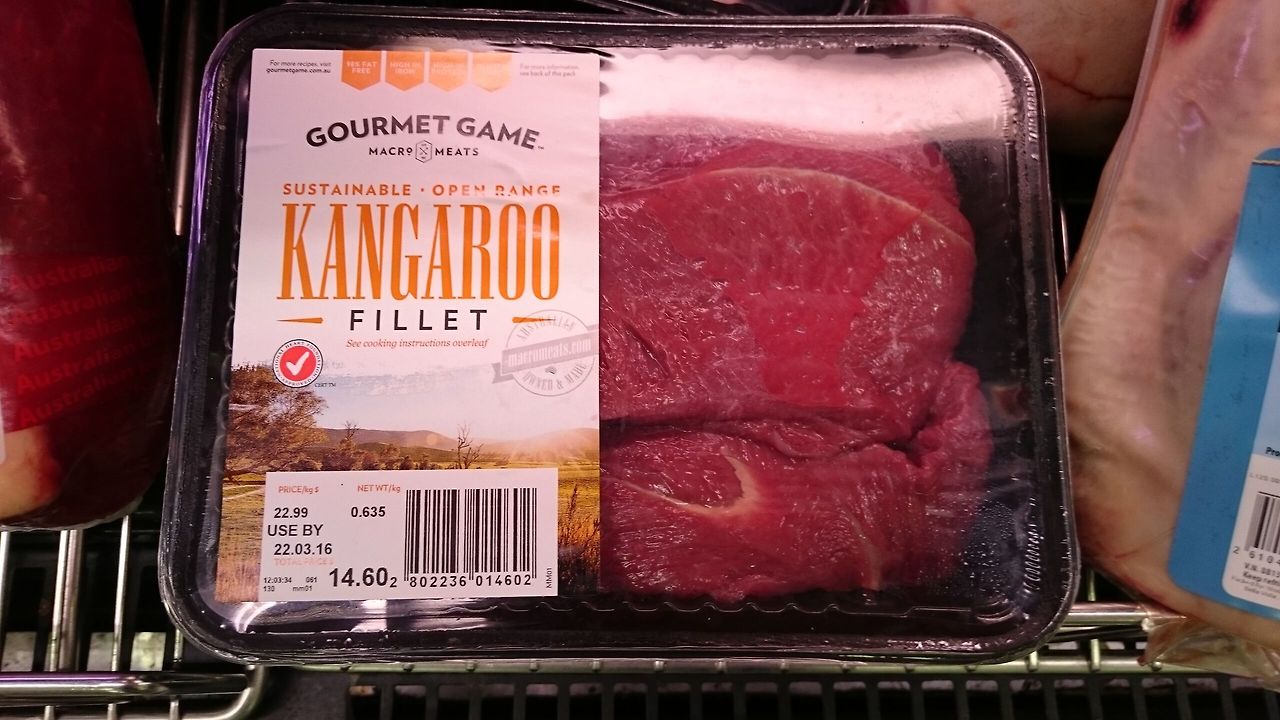 2560px-Packed_kangaroo_fillet.jpg