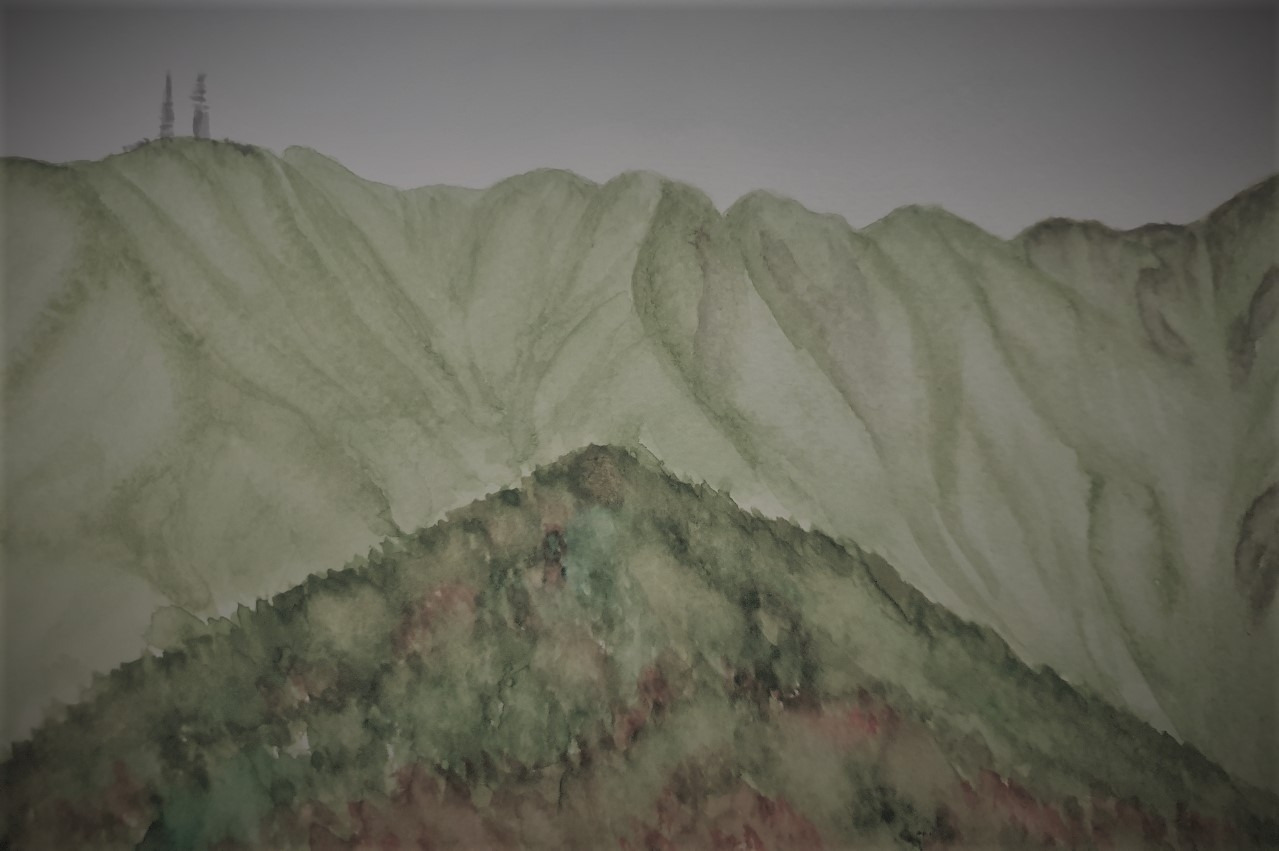 계룡산. 왼쪽 천황봉에서 오른쪽으로 쌀개능선, 관음봉, 자연성능까지 이어진다.jpg