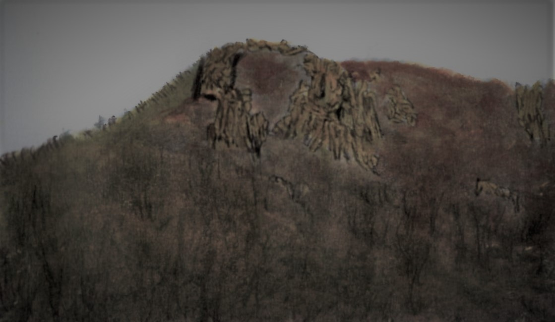 44. 조항산 정상이 가까울수록 탁월한 조망을 보여준다.jpg