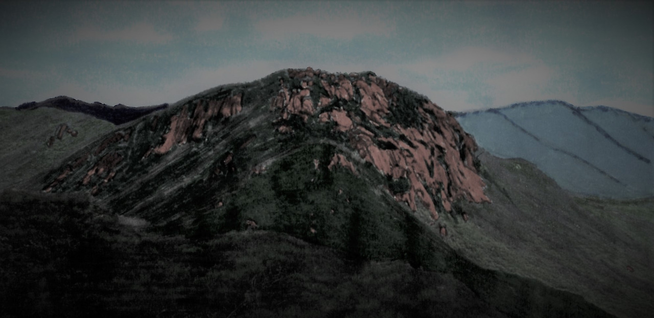 27. 구왕봉에서 암벽 도드라진 희양산 정상을 마주한다.jpg