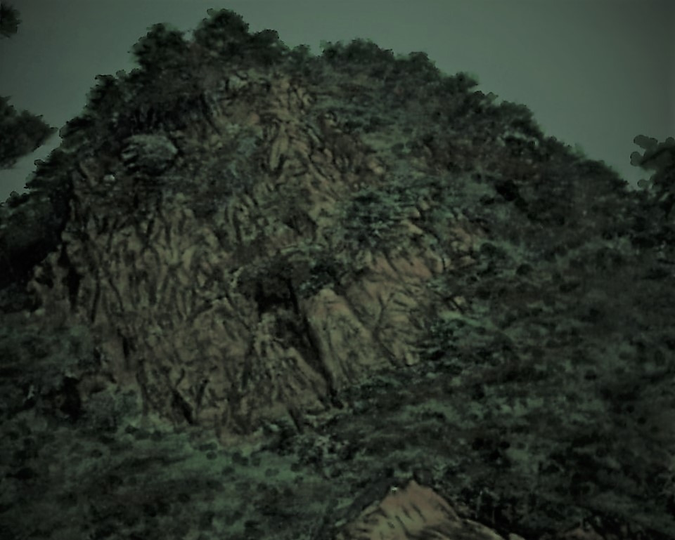 삼악산-능선의 암봉.jpg