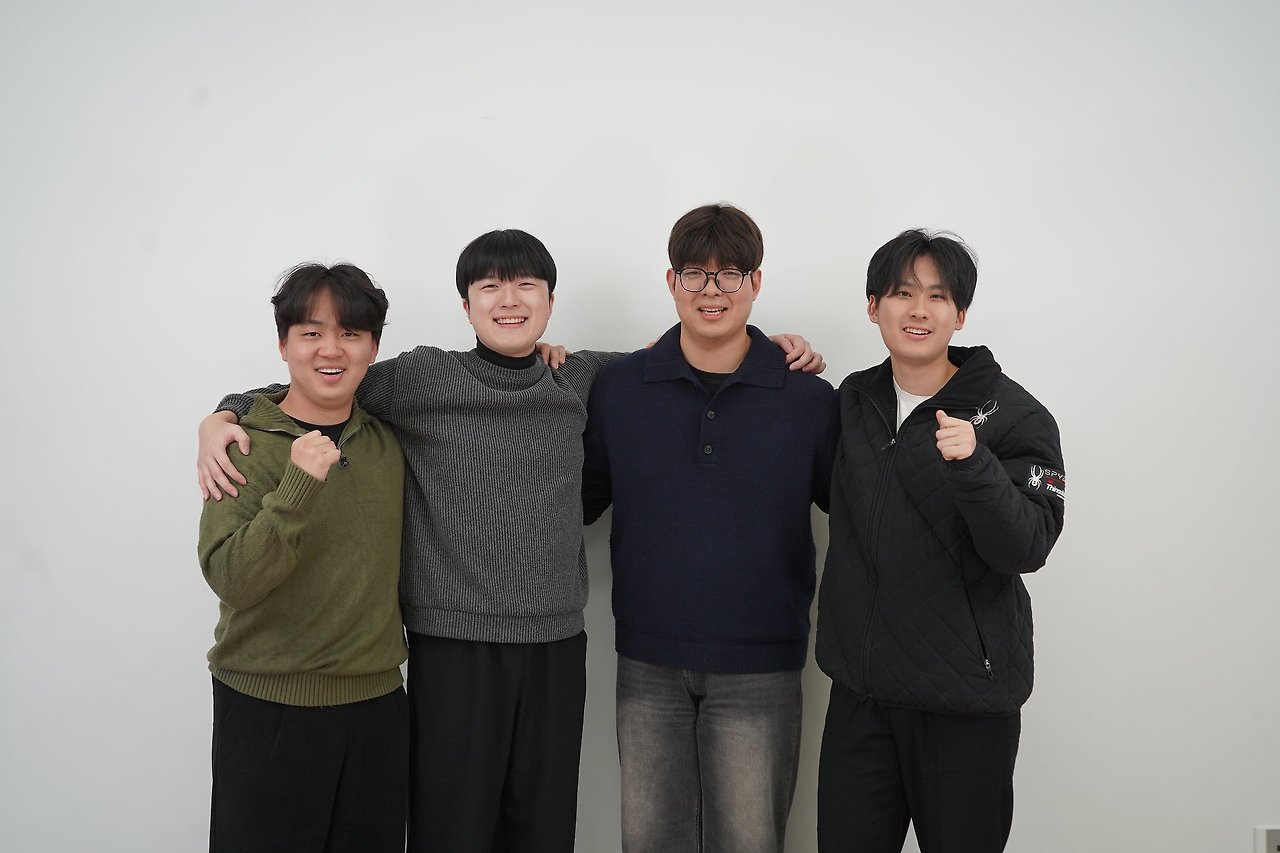 파스칼 단체사진.jpg