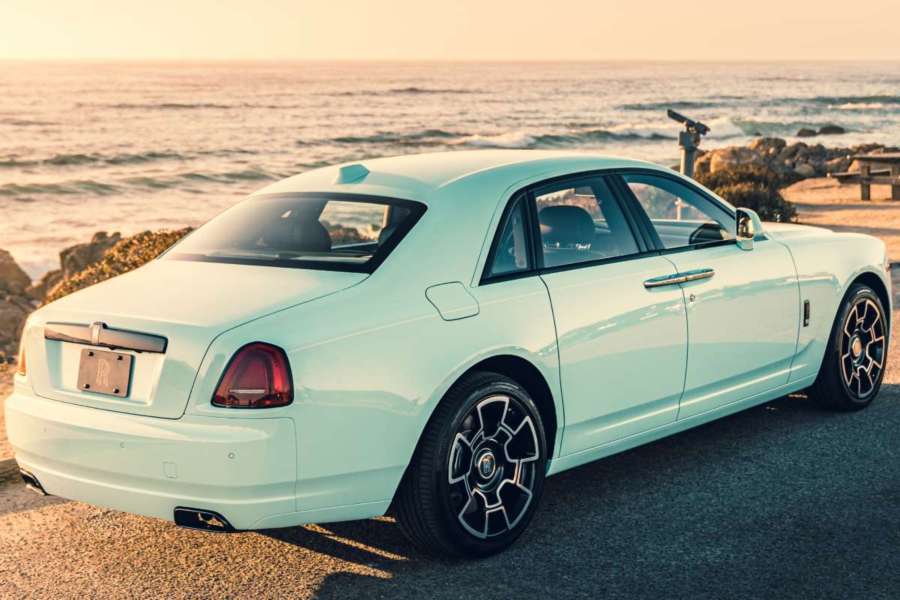 롤스로이스-컬리넌-고스트-롤스로이스 컬리넌-롤스로이스 고스트-페블비치컬렉션-롤스로이스 블랙배지-12.jpg