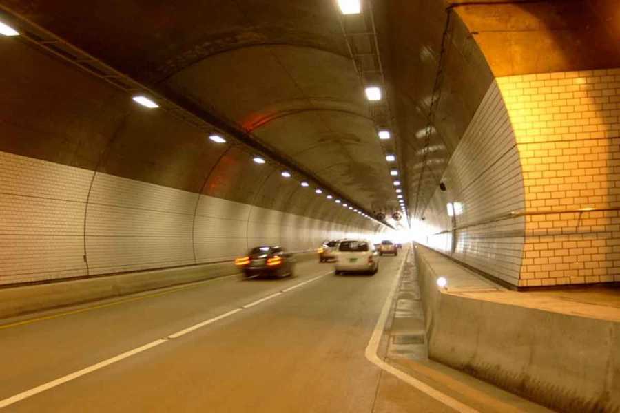 터널-안-과속-3.jpg