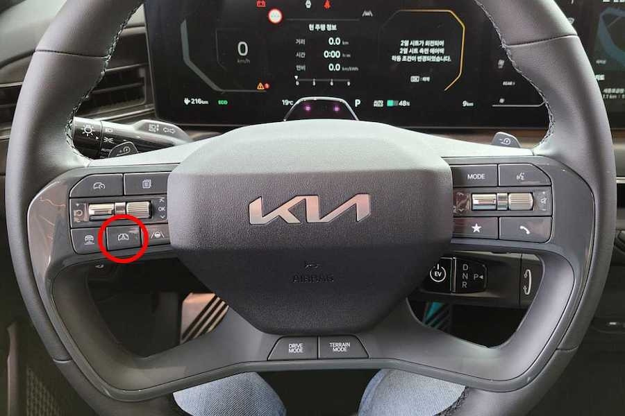 기아차-전기차-SUV-국산차-EV9-기아 EV9-EV9 가격-EV9 출시-전기  SUV-신차 소식-7.jpg