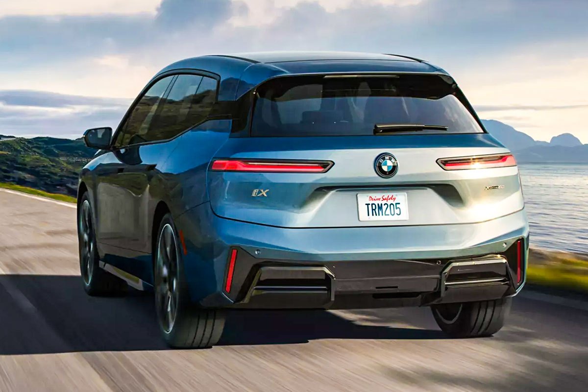 BMW-iX-%EC%A0%84%EA%B8%B0%EC%B0%A8-SUV-%EC%A3%BC%ED%96%89%EA%B1%B0%EB%A6%AC-4.jpg