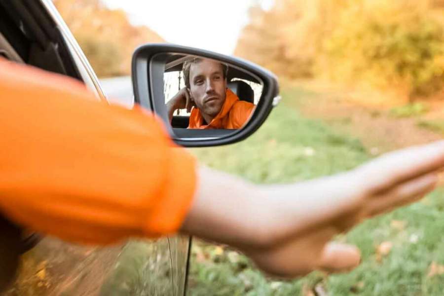 안전하차-자동차 하차-대중교통-대중교통 하차-더치 리치-안전벨트-6.jpg