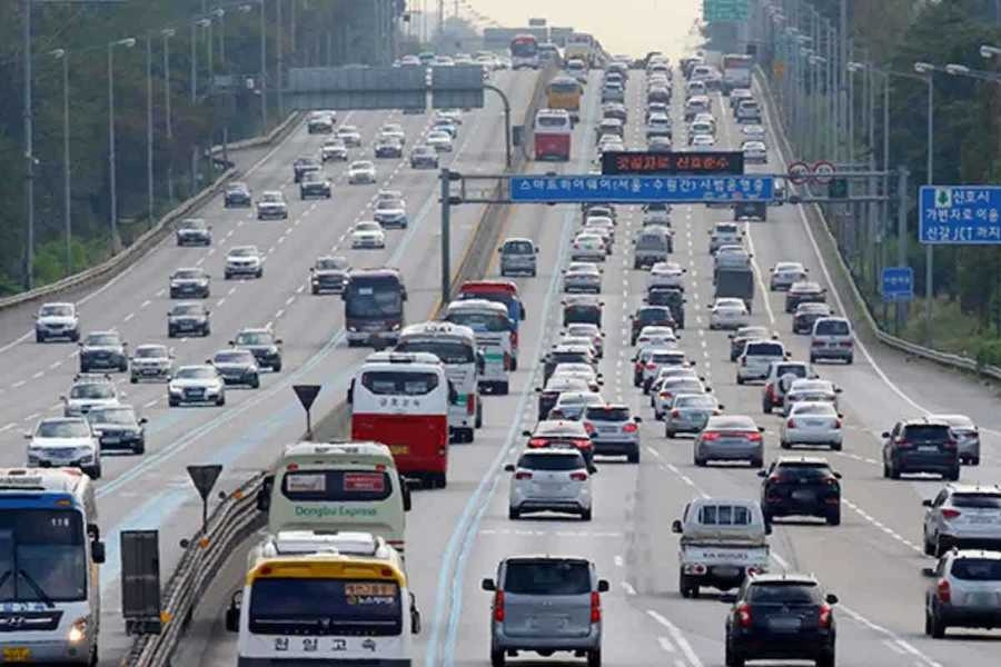 설날-설 연휴-고속도로-명절-고속도로 정체-통행료 면제-국도-KTX-버스-명절예매-국토부-졸음쉼터-휴게소-2.jpg