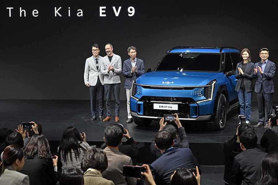 기아차-기아자동차-SUV-전기차-전기 SUV-신차소식-국산차-EV9-EV9 공개-EV9 디자인-기아 EV9-서울모빌리티쇼-2023 서울모빌리티쇼-1.jpg