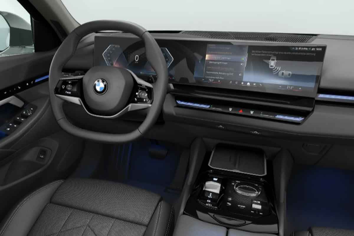 BMW-520i-%EC%88%98%EC%9E%85%EC%B0%A8%EC%8B%9C%EC%9E%A5-%EC%B2%A8%EB%8B%A8%EA%B8%B0%EC%88%A0-%EB%A7%88%EC%9D%BC%EB%93%9C%ED%95%98%EC%9D%B4%EB%B8%8C%EB%A6%AC%EB%93%9C-5.jpg