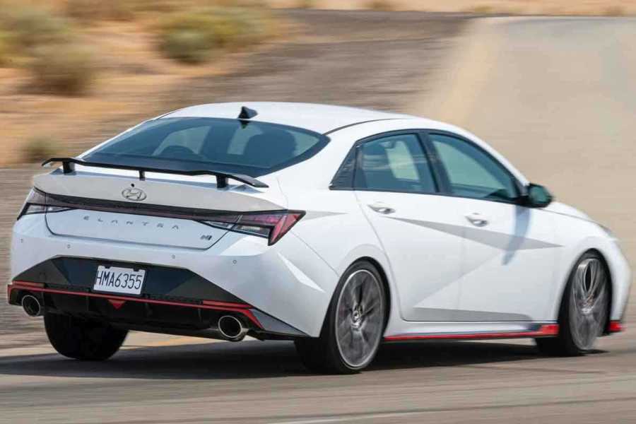 혼다-고성능차-고성능 세단-인테그라 타입 S-현대차-아반떼 N-아반떼 N 성능-인테그라 타입 S 성능-일본차-한국차-신차 소식-세단-9.jpg