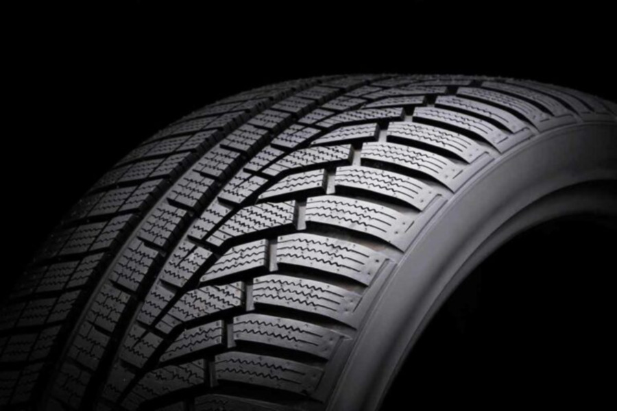 JPG_폭설 눈길 교통사고 교통안전 안전운전 국토부 사륜구동 윈터타이어 6.jpg