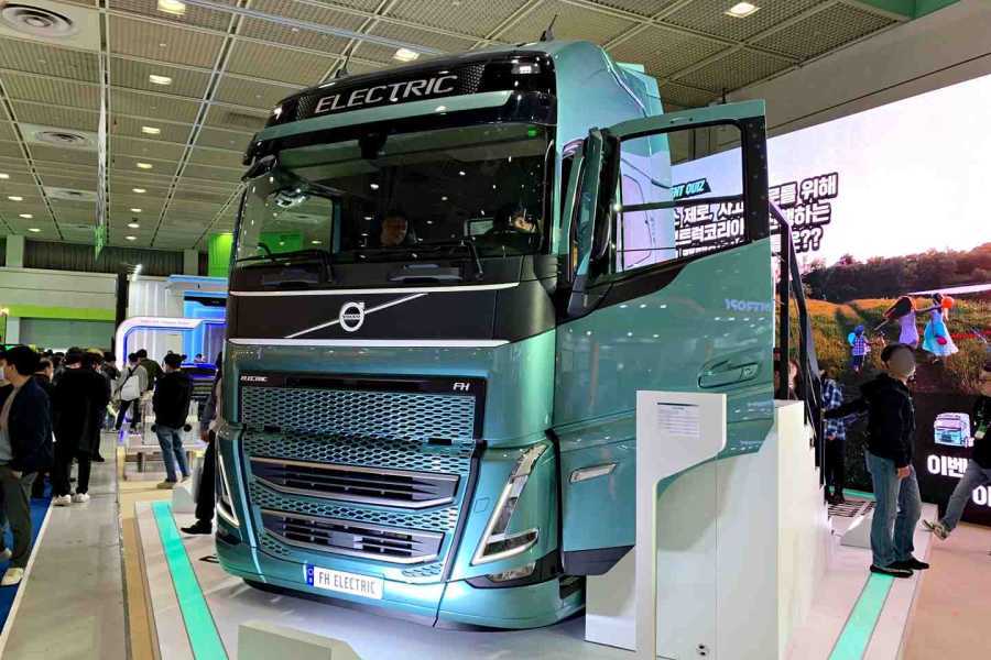 볼보-전기-트럭-2.jpg