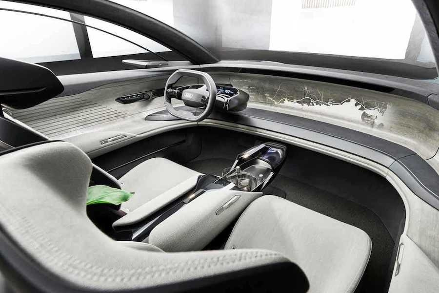 아우디-A8-아우디 A8-전기차-아우디 콘셉트카-그랜드스피어-A8 전기차-A8 이트론-A8 e tron-신차 소식-수입차-13.jpg