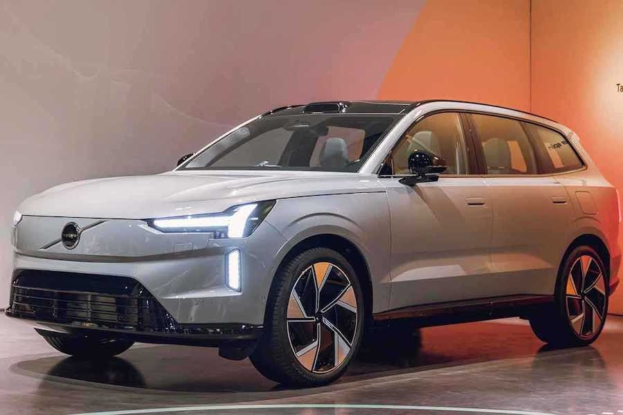 전기차-볼보-SUV-볼보 SUV-전기 SUV-신차-신차 소식-수입차-EX90-볼보 EX90-볼보 EX90-볼보 EX90성능-볼보 EX90 디자인-볼보 EX90 출시-1.jpg