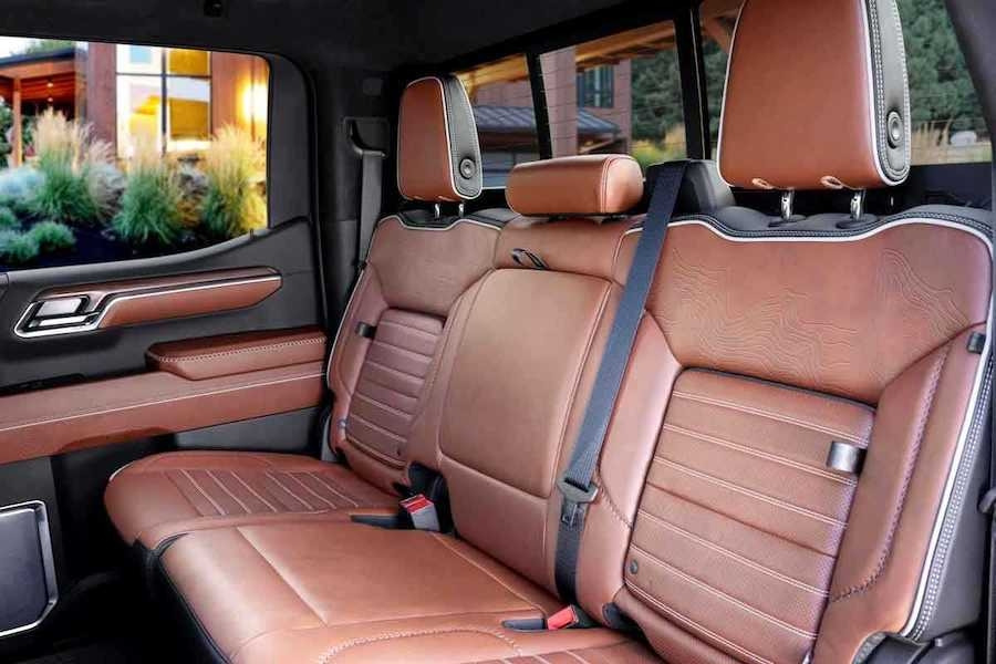 GM-한국GM-GMC-픽업트럭-GMC 시에라-GMC 시에라 국내 출시-GMC 시에라 출시-GMC 시에라가격-GMC 시에라 디자인-6.jpg