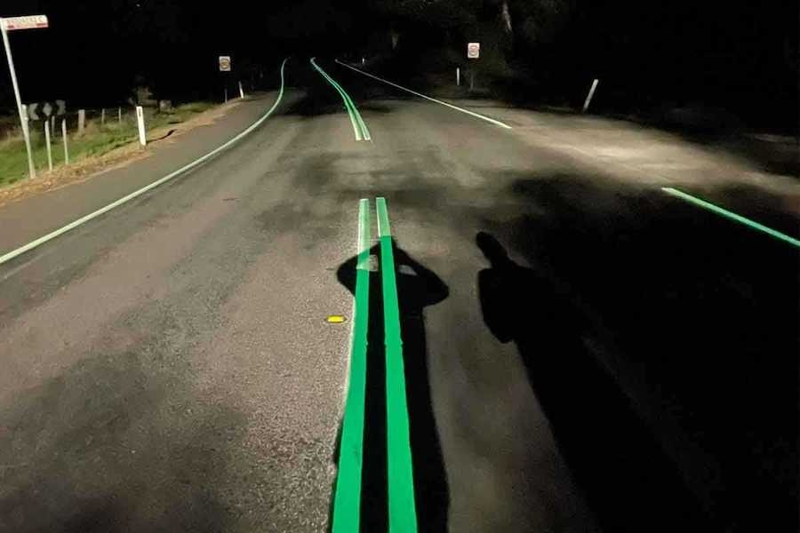 자동차 운전-야간 운전-초보운전-도로 차선-차선-야광 차선-안전 운전-호주 야광 차선-교통사고-운전-5.jpg