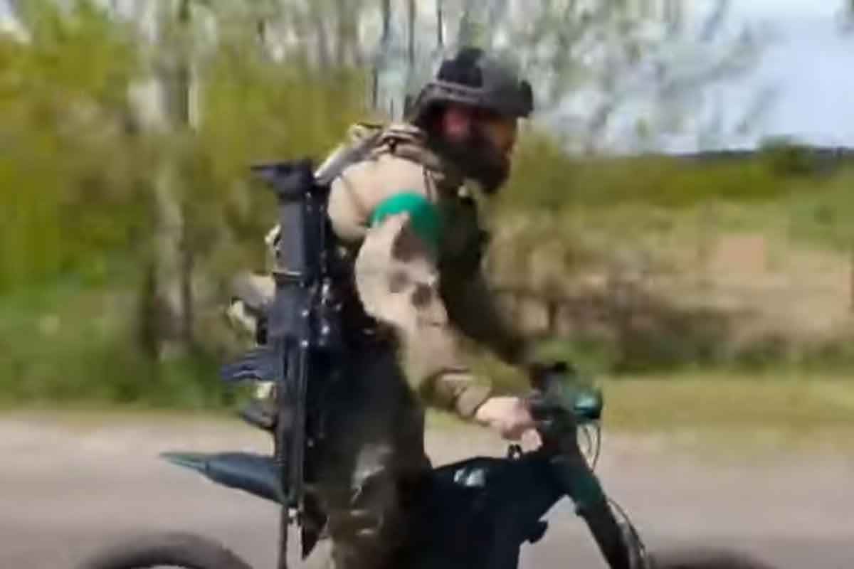 우크라이나 전기자전거 출퇴근 8.jpg