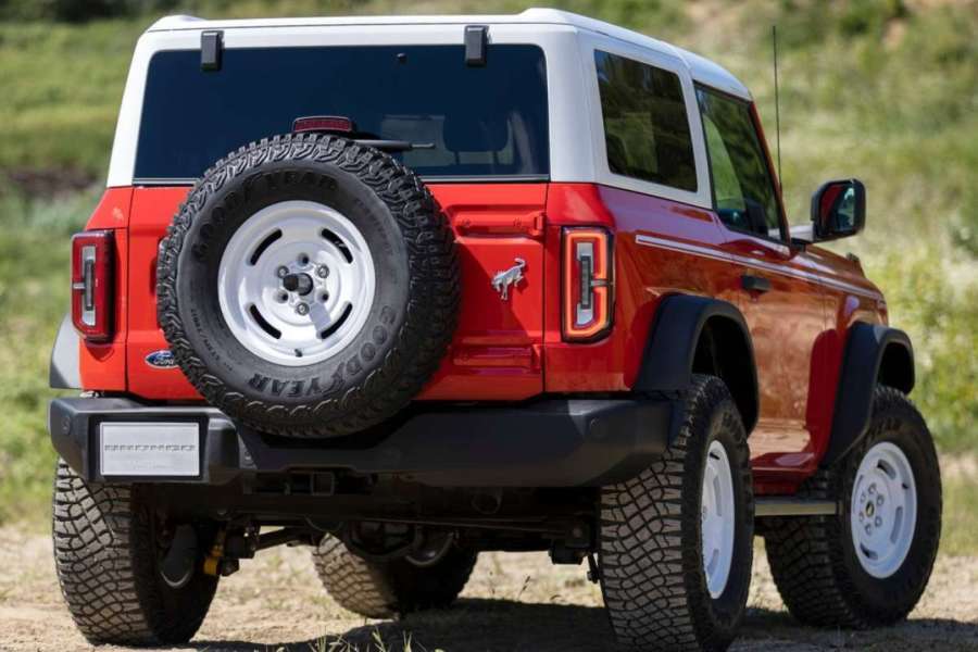 포드-브롱코-포드 브롱코-브롱코 헤리티지 에디션-수입차-브롱코 SUV-4.jpg