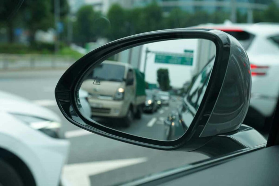 신차-옵션-선택옵션-후방 모니터-서라운드 뷰 모니터-후측방 모니터-5.jpg