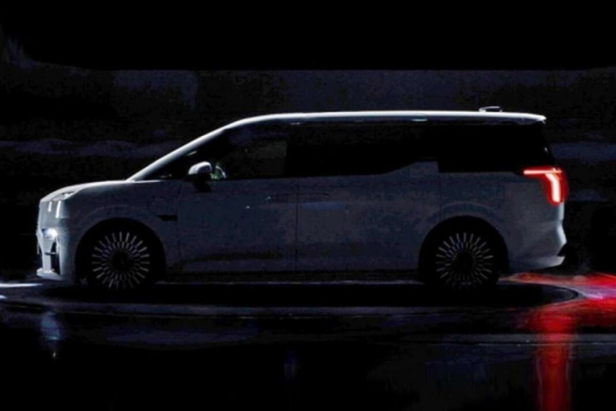 국산차-중국차-전기차-기아자동차-지리 자동차-카니발-기아 카니발-카니발 전기차-지커 009-카니발 짝퉁 2.jpg