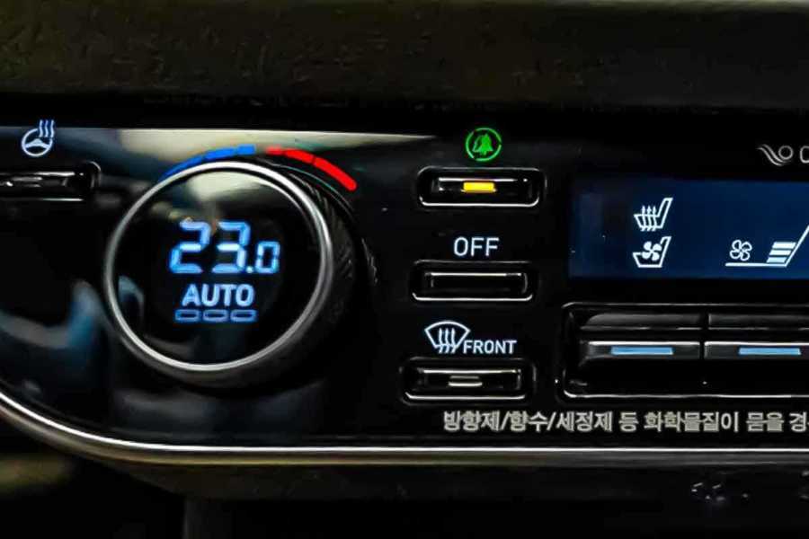 자동차-자동차 기능-자동차 버튼-공조 기능-에어컨-장마-습기-공기청정기능-에어컨 온도-제습-5.jpg