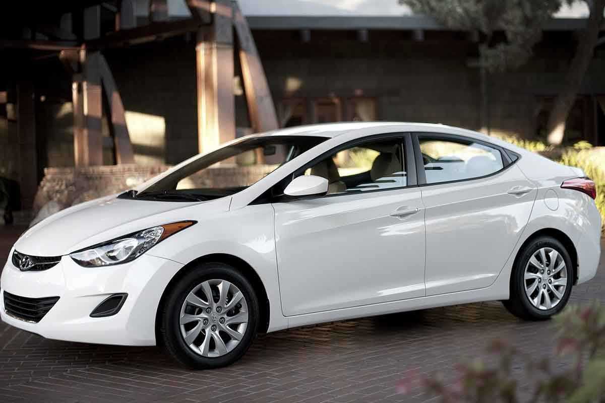 아반떼 준중형 가성비 세단 신차 현대차 7.jpg