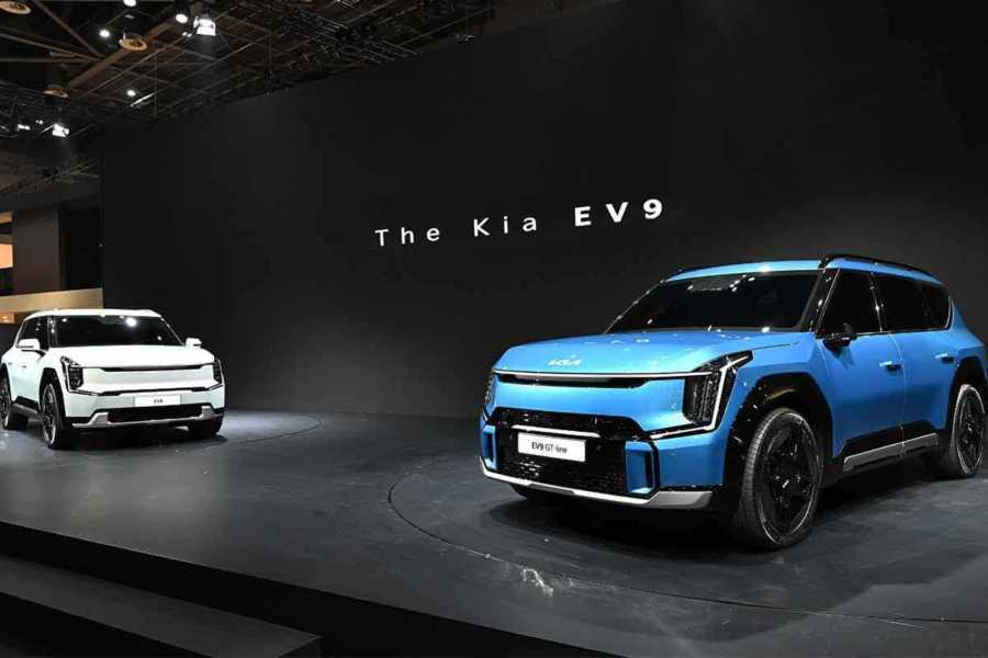 기아차-SUV-전기 SUV-EV9-기아 EV9-기아 EV9 출시-기아 EV9 가격-기아 EV9 보조금-신차 소식-기아 EV9 고객 인도-기아 EV9 어스-기아 EV9 GT라인-1.jpg