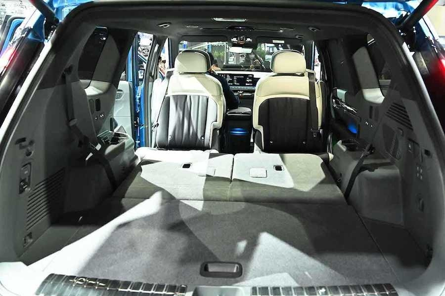 기아차-기아자동차-SUV-전기차-전기 SUV-신차소식-국산차-EV9-EV9 공개-EV9 디자인-기아 EV9-서울모빌리티쇼-2023 서울모빌리티쇼-11.jpg