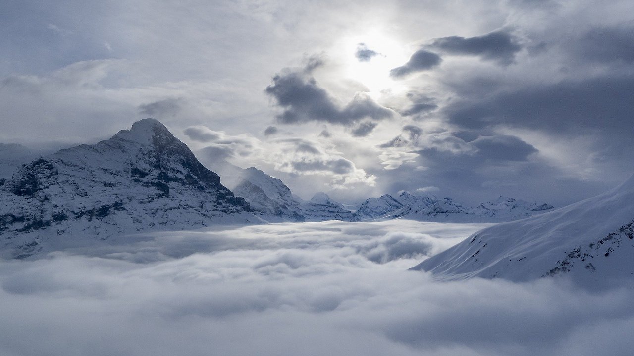 grindelwald-1330662_1920_Image by Thomas Staub from Pixabay.jpg