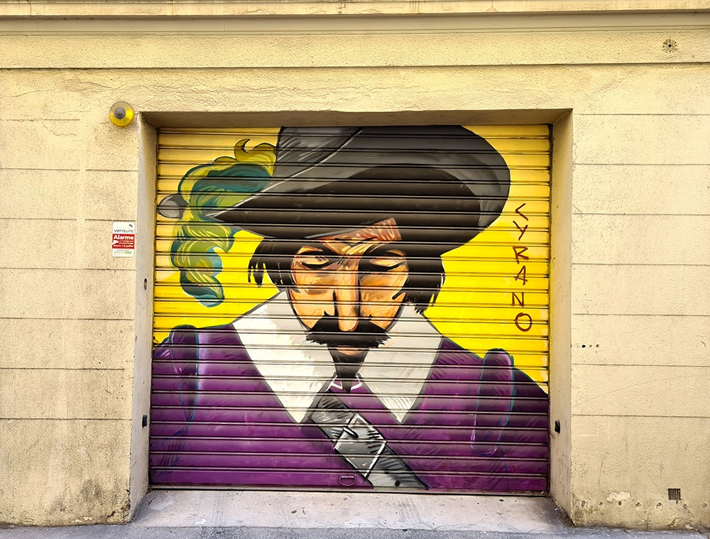 le-cyrano-de-bergerac-de-franck-conte-rue-edmond-rostand-marseille-25.jpg