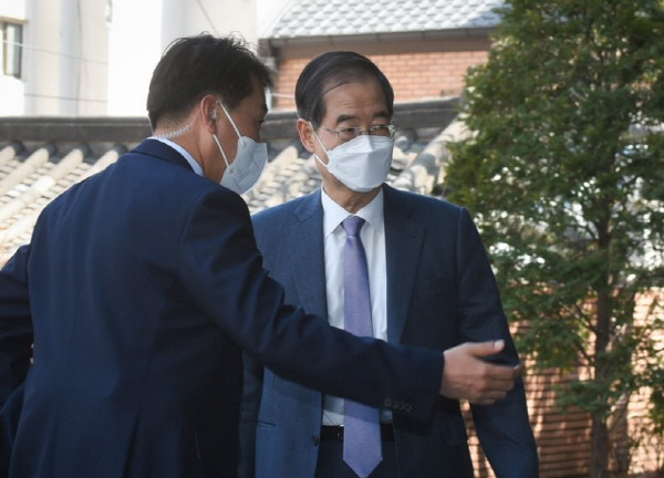 2인자의 행보.jpg