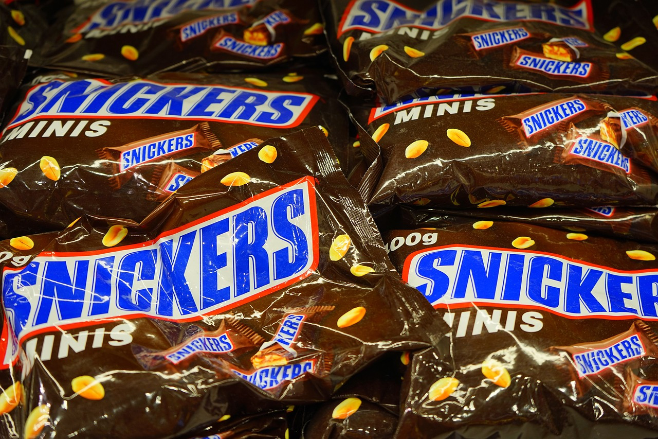 snickers-g225eb4481_1280.jpg