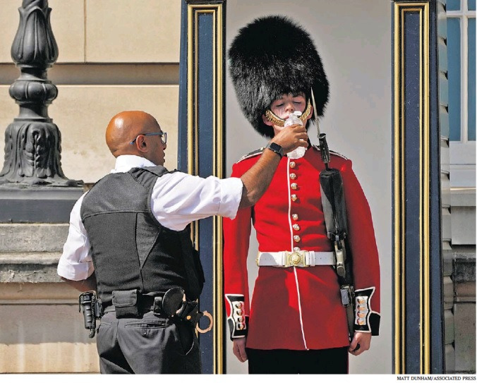 Summer heat London 2022.jpg