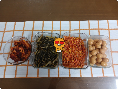 반찬들.jpg