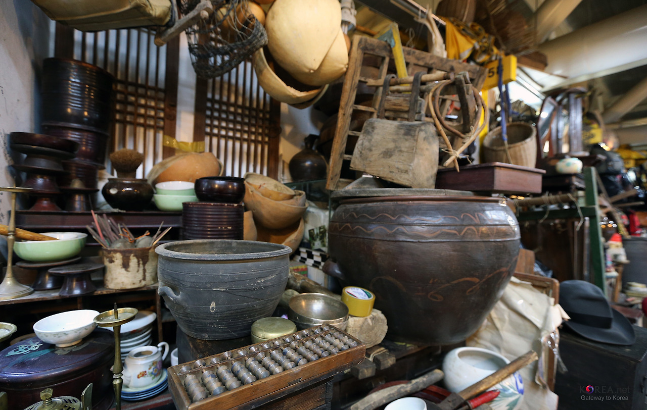 32. 골목길 풍경 고물 장수 1..jpg