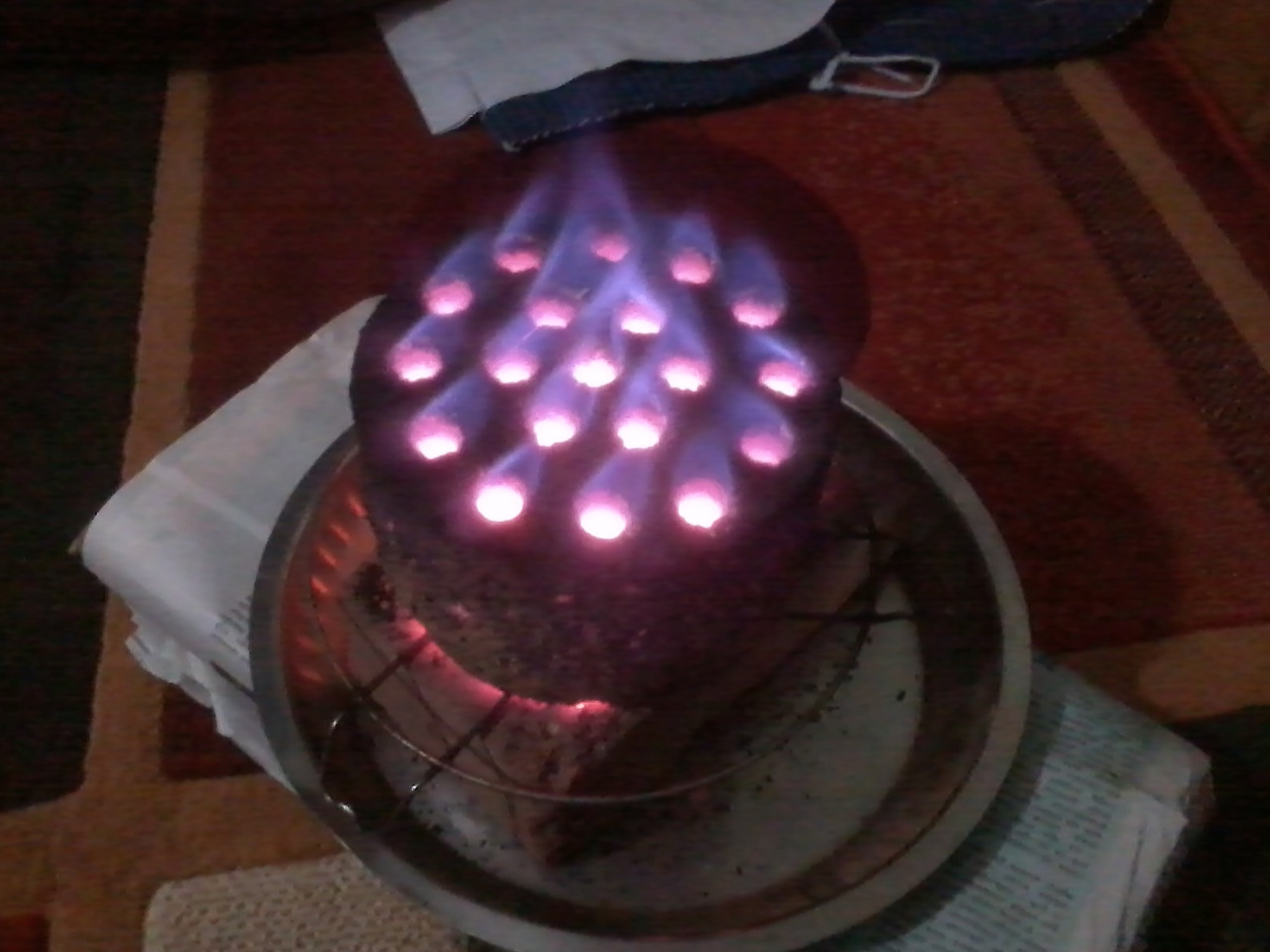 한옥의 추억 29. 연탄불 갈기와 연탄재 3..jpg