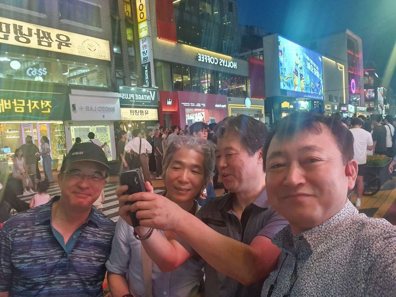 2023-07-30 03.19.40-1.jpg