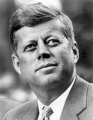 300px-John_F._Kennedy%2C_White_House_photo_portrait%2C_looking_up.jpg