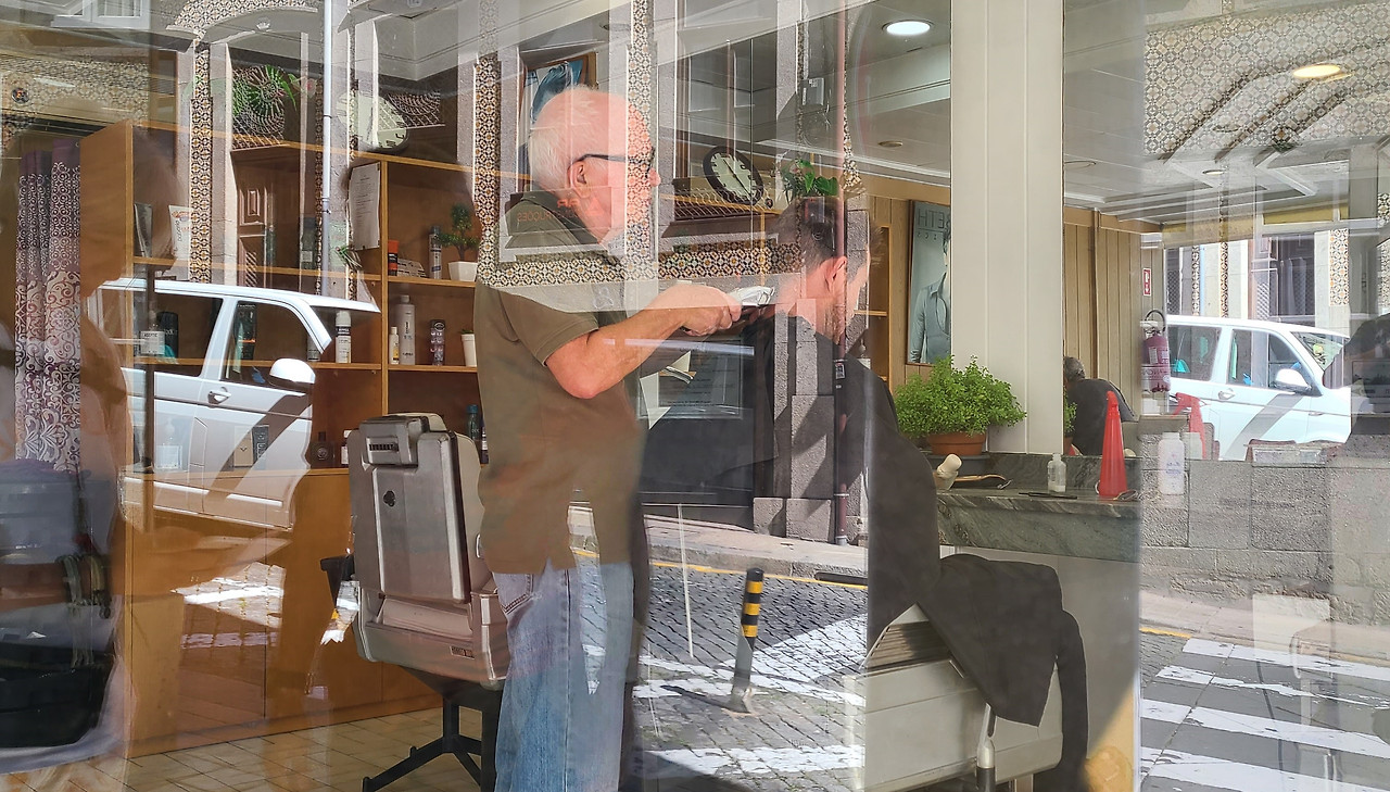 포르투 이발소.jpg