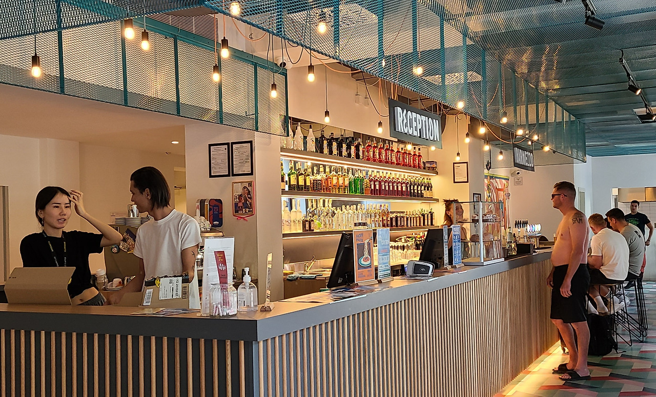 리셉션&바.jpg