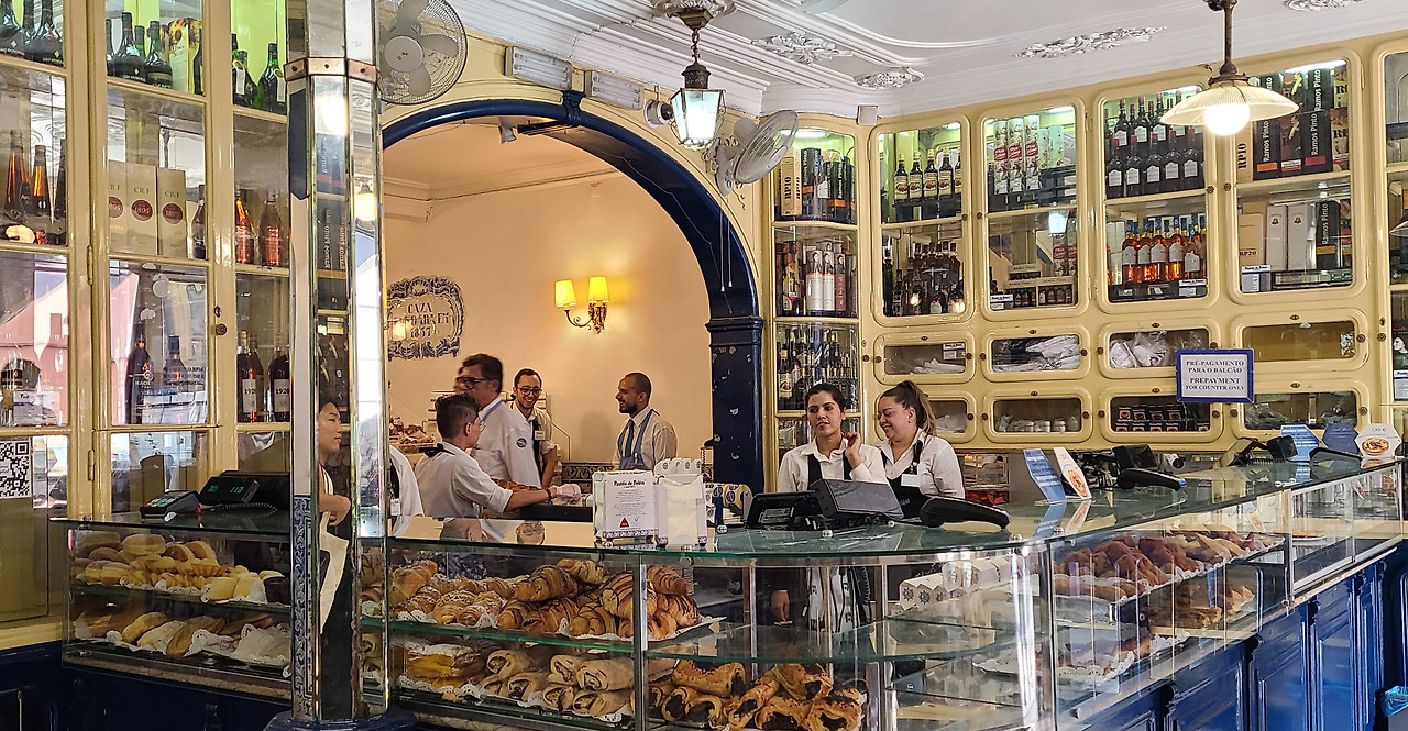 에그타르그 가게.jpg