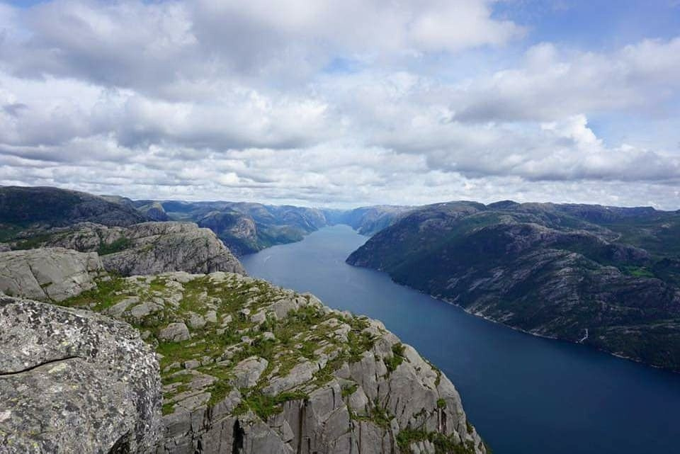 202106 흐지부지hzbz_우주인터뷰_땅_Sub4.jpg