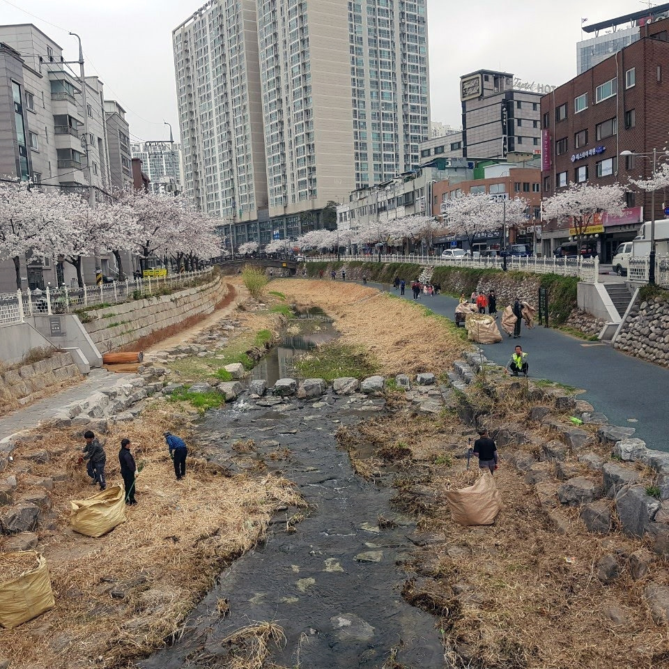 202108 흐지부지hzbz_우주인터뷰_6호_마사루_Sub Photo12.jpg