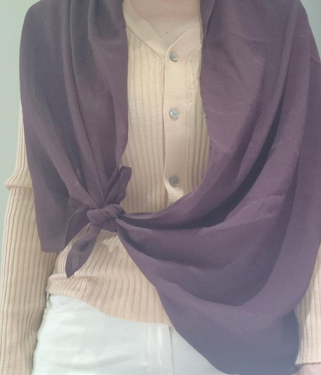 오프화이트톤 옷.jpg