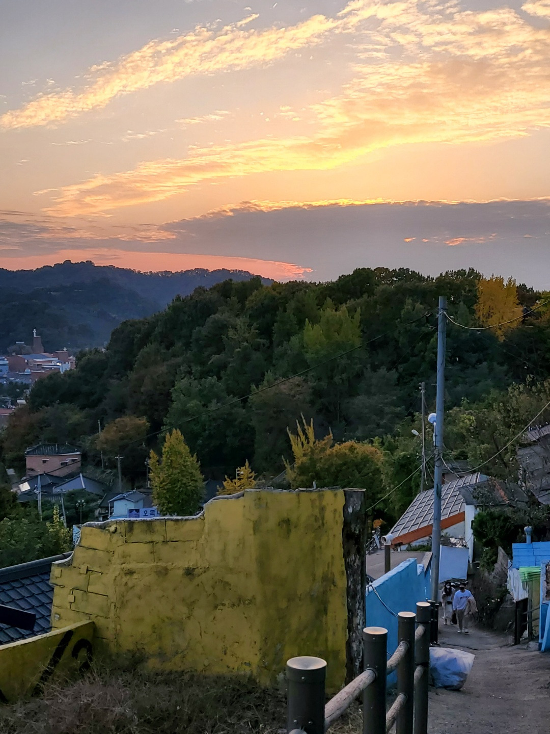 벽화마을 노을.jpg