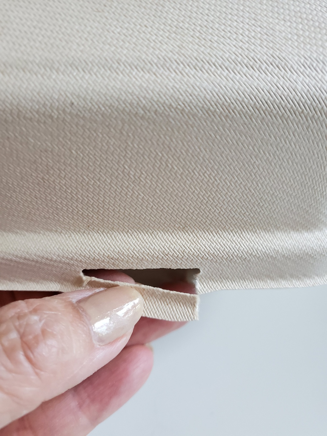 찢어진 상자.jpg