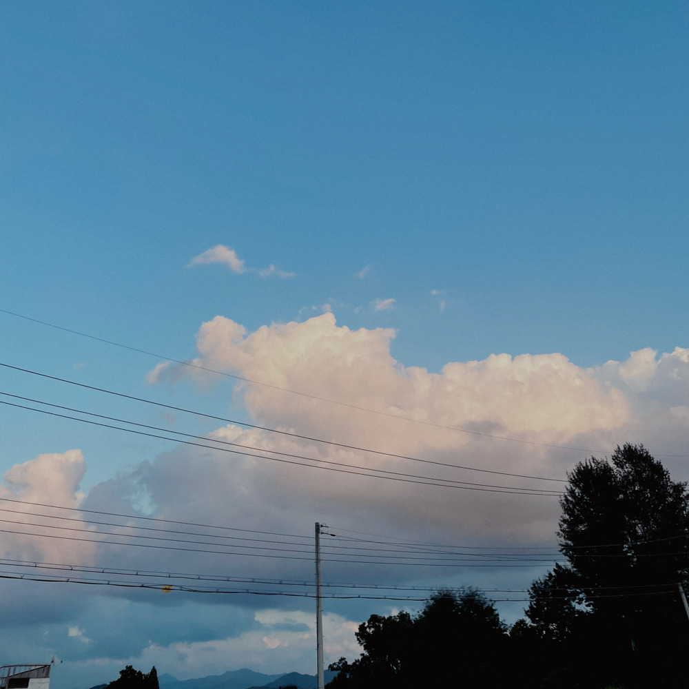 6.현재를 경험하며 여유로운 삶의 모습_2.jpg