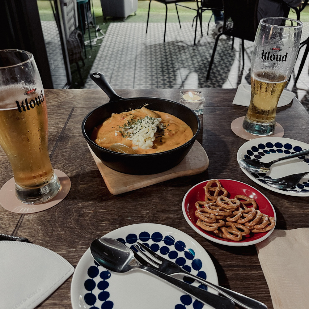 4.소중한 사람과 즐거운 시간을 보내는 모습_1.jpg